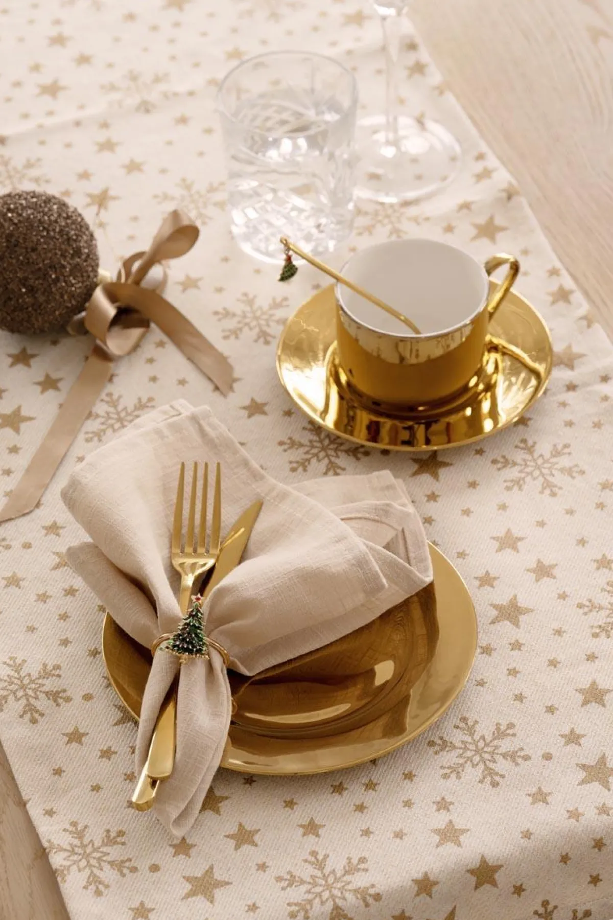 Hot Løper Stjernestøv 35x100cm Duker, Spisebrikker, Brikker Og Løpere|Juletekstil