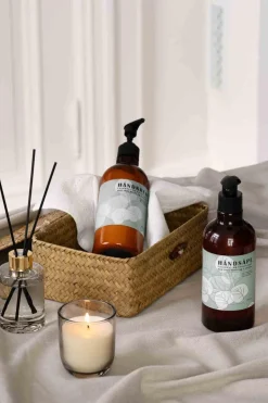 Best Manikyrsett Cool Marble Baderomsartikler|Gavetips