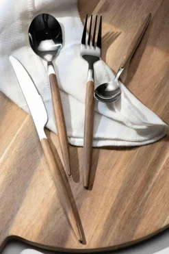 Clearance Modern House - Eik Bestikksett 16 deler Bestikk