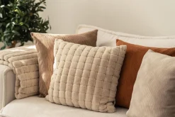 Hot Putetrekk Faux fur ruter 48x48cm Putetrekk