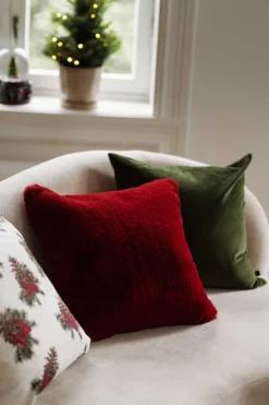 Outlet Putetrekk Faux fur 48x48cm rød Putetrekk|Juletekstil