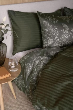 Hot Sengesett Amalia Sateng 140x200 cm, grønn Gavetips