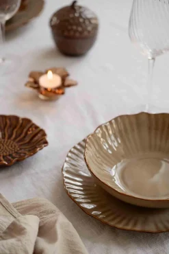 Hot Tallerken Bloom 20 cm Servise